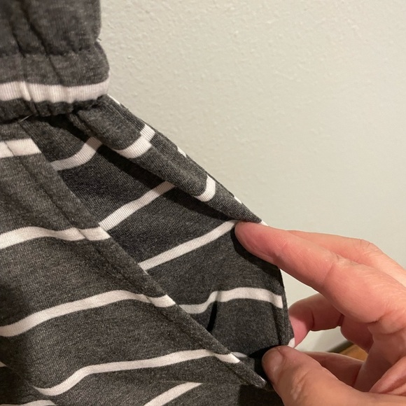 Grey and white stripped wide legged jumpsuit with adjustable straps Size… - Picture 5 of 6